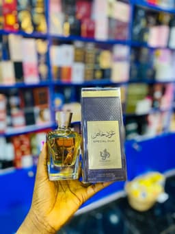 SPECIAL OUD